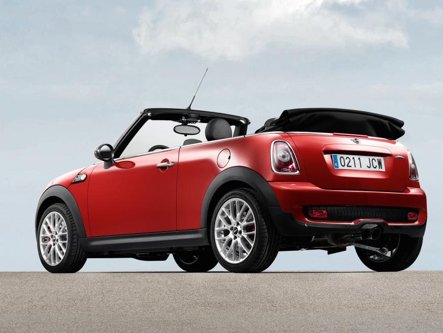  Mini Cooper JCW Cabrio 2009 года  (фото 5 из 40)